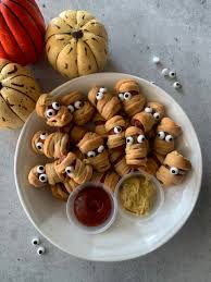 Mini Mummy Sausages