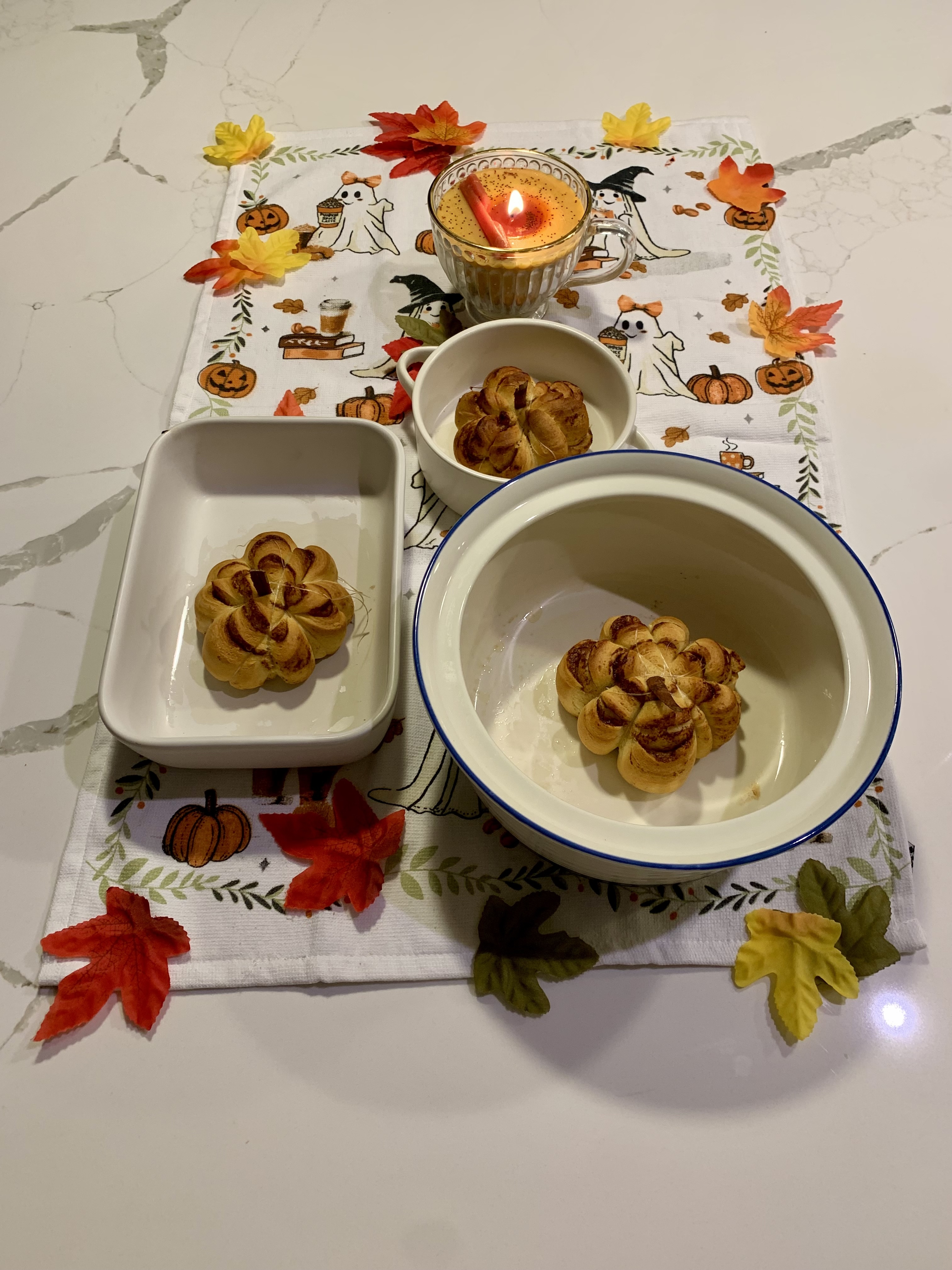 Pumpkin Spice Cinnamon Rolls